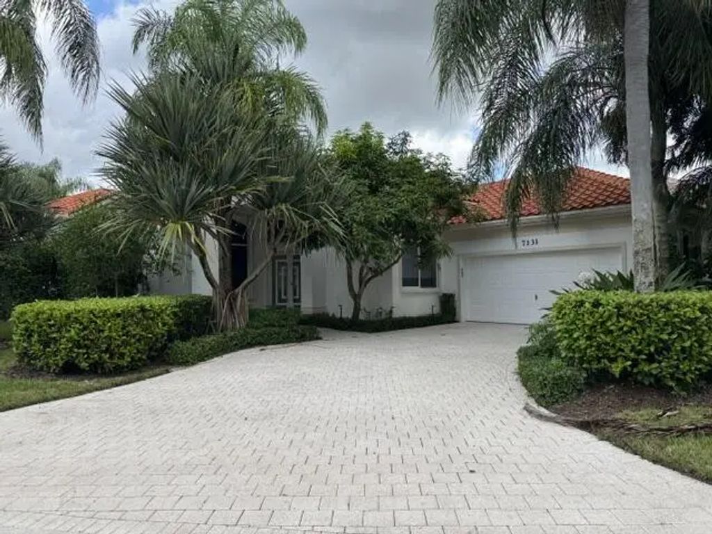 7131 Mallorca Crescent, Boca Raton