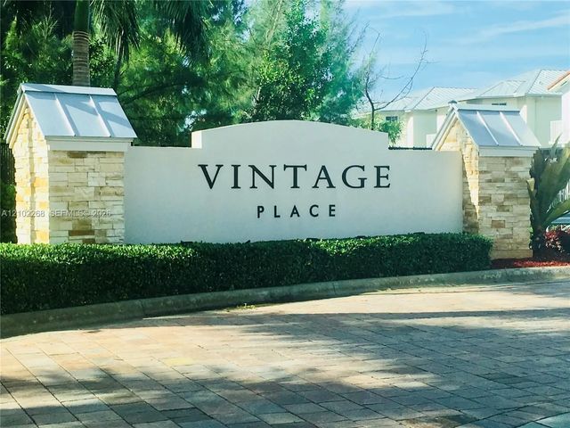 2 of 39 - 10310 Nw 70th Terrace, Doral, FL