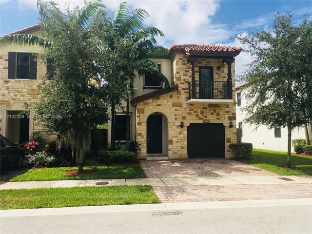 3 of 39 - 10310 Nw 70th Terrace, Doral, FL