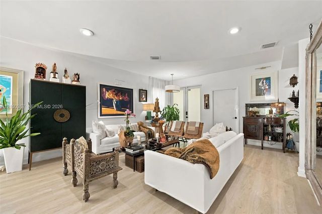 5 of 36 - 3151 New York Street #3151, Miami, FL