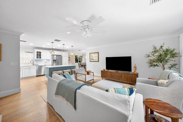 4 of 23 - 15 East Avenue, Boynton Beach, FL