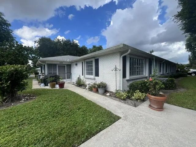 4 of 33 - 10169 S 40th Trail S #259, Boynton Beach, FL