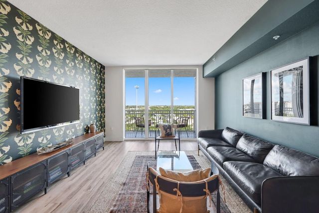 3 of 61 - 450 N Federal Highway #903, Boynton Beach, FL