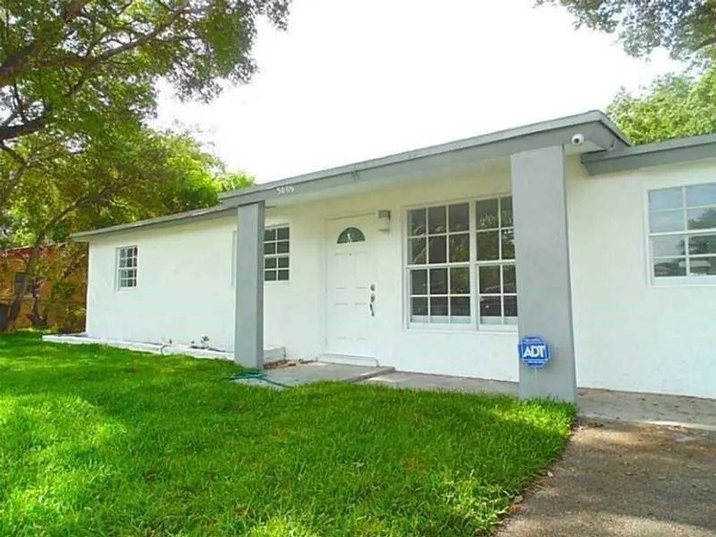 5806 Hope Street, Hollywood