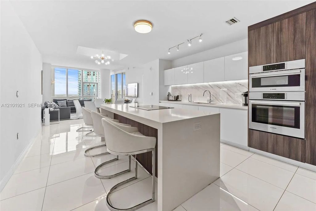 851 Ne 1st Avenue #2601, Miami