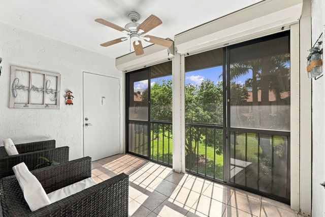 3 of 35 - 313 Pine Ridge Circle #c-2, Greenacres, FL