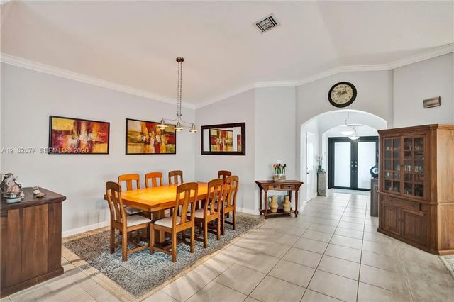 5 of 33 - 13403 Sw 118th Pass, Miami, FL