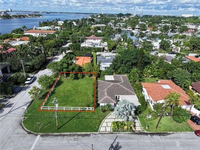 1001 88th Street, Surfside