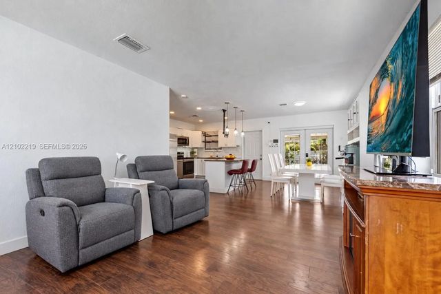 5 of 27 - 3010 Nw 158th Street, Miami Gardens, FL