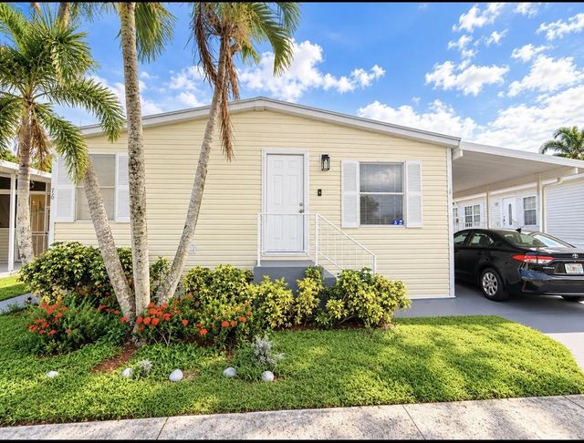 2 of 30 - 76 Plantation Boulevard, Lake Worth, FL