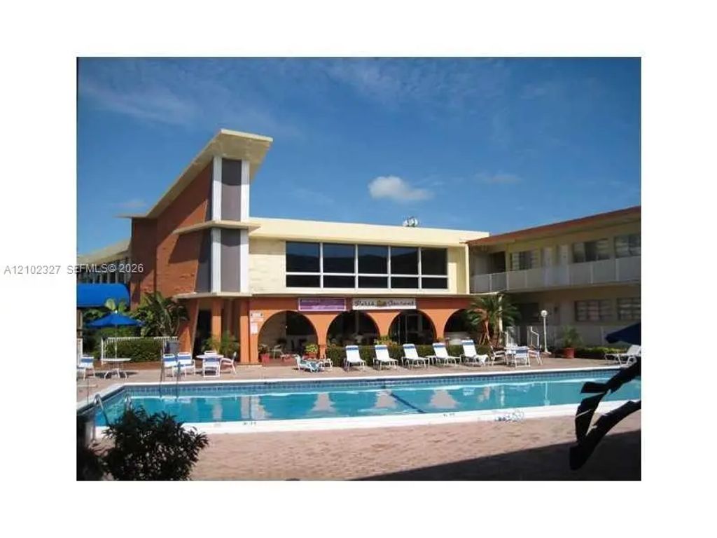 26 Diplomat Parkway #2356, Hallandale Beach