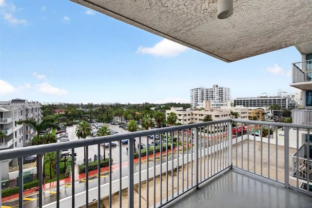 2 of 25 - 2655 Collins Avenue #702, Miami Beach, FL