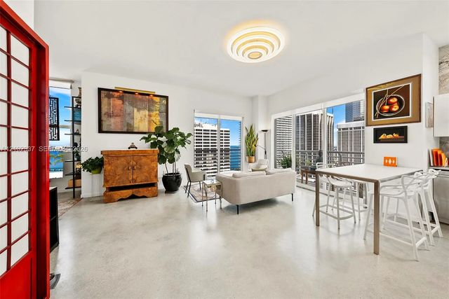 133 Ne 2nd Avenue #2702, Miami