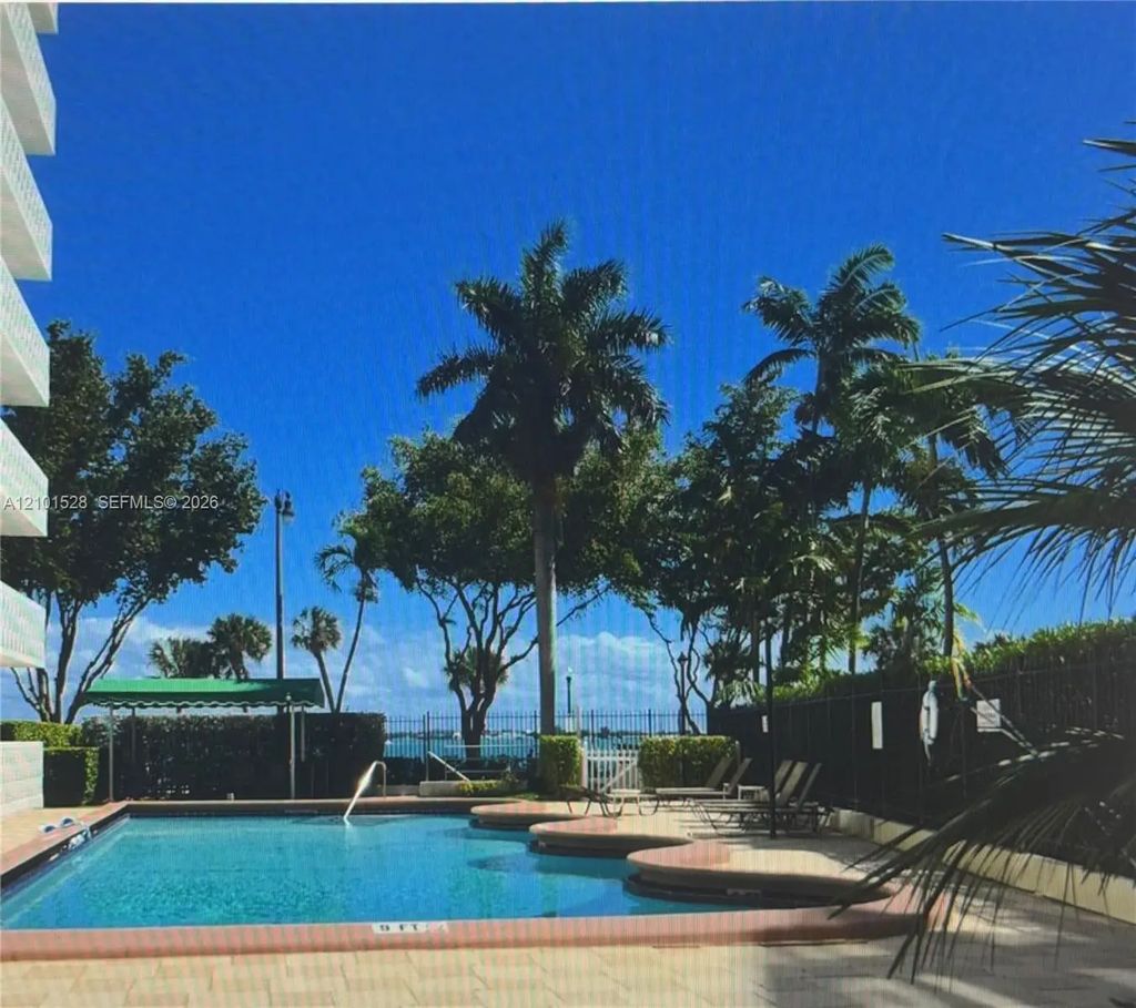 1430 Brickell Bay Drive #1003, Miami