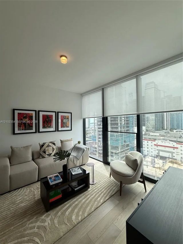 2 of 13 - 20 Ne 11th Street #2909, Miami, FL