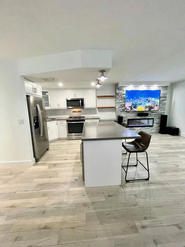 3 of 13 - 342 Southwind Drive #123, North Palm Beach, FL