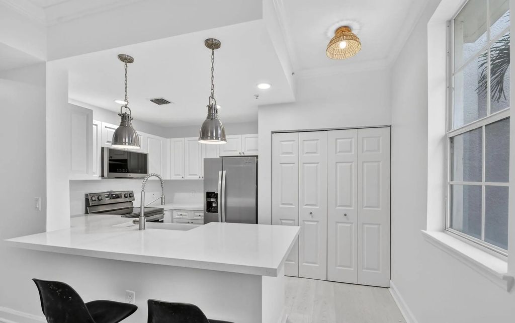 695 Hibiscus Street, West Palm Beach