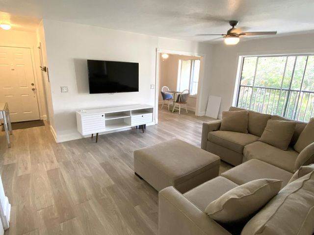 3 of 15 - 150 Pineview Road #h8, Jupiter, FL