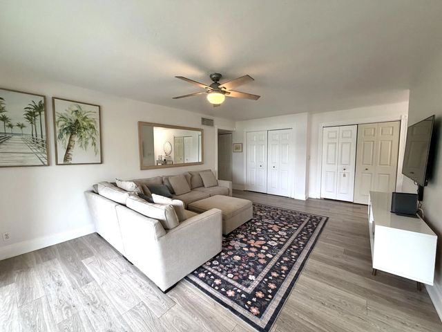 5 of 15 - 150 Pineview Road #h8, Jupiter, FL