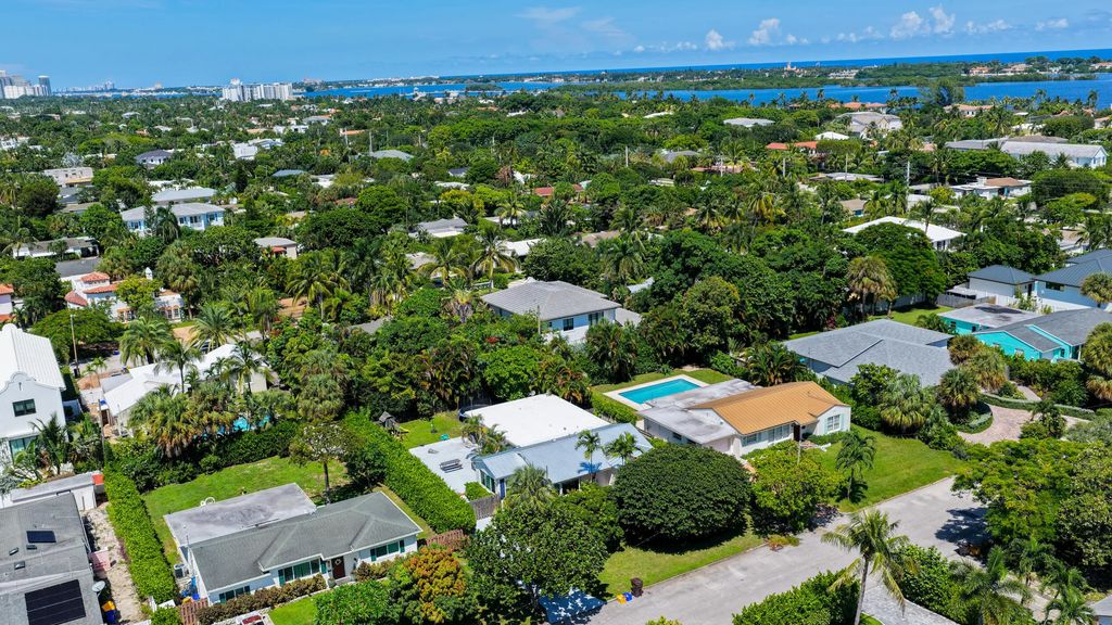 341 Ellamar Road, West Palm Beach