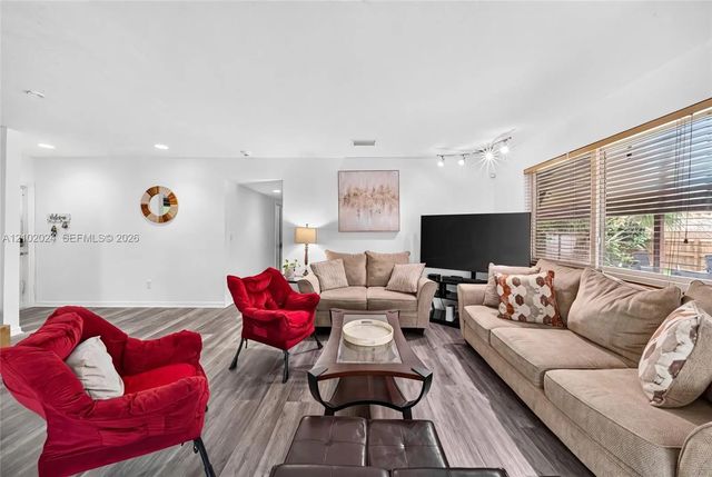 4 of 35 - 8920 Sw 197th Street, Cutler Bay, FL