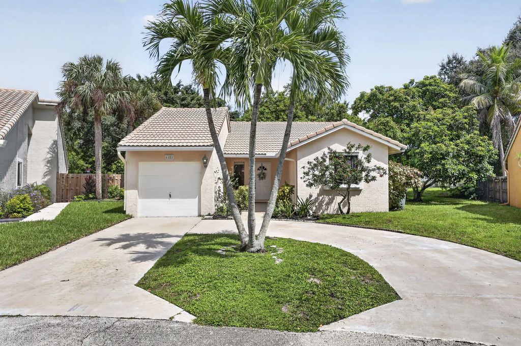 6181 Country Fair Circle, Boynton Beach