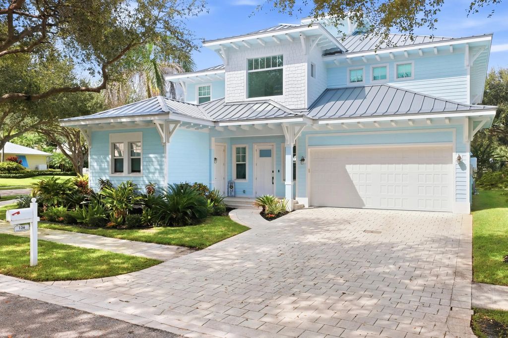 136 Intracoastal Circle, Tequesta