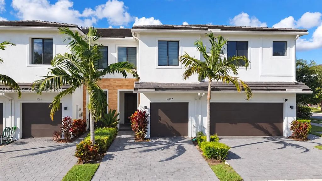 10907 Sw 233rd Street, Homestead