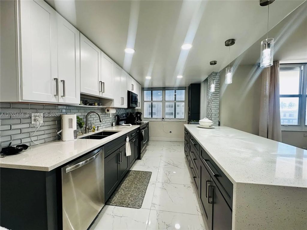 1501 S Ocean Drive #306, Hollywood