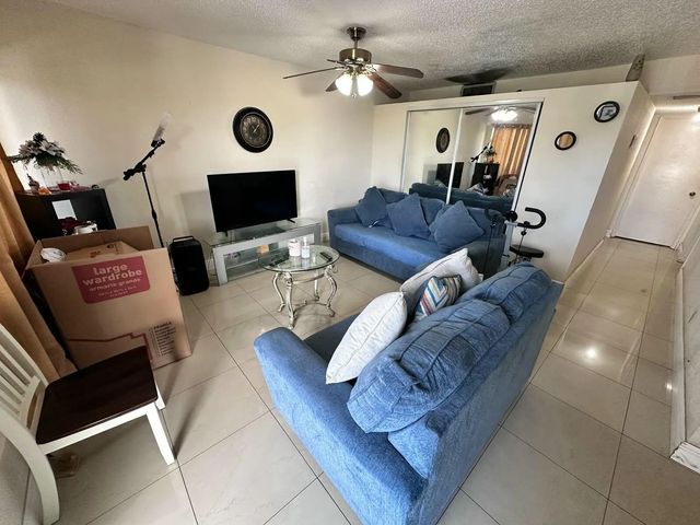 4 of 4 - 2200 Springdale Boulevard #303, Palm Springs, FL