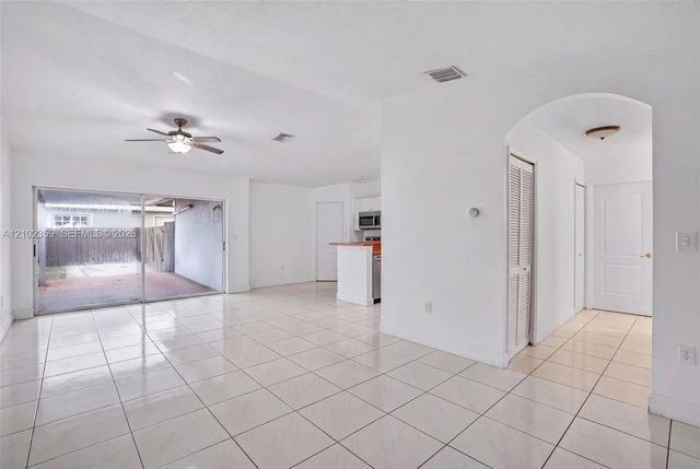 3 of 39 - 14320 Sw 147th Court, Miami, FL
