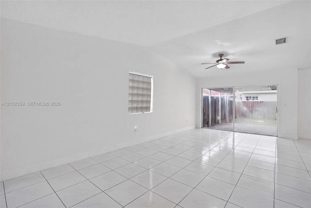 4 of 39 - 14320 Sw 147th Court, Miami, FL