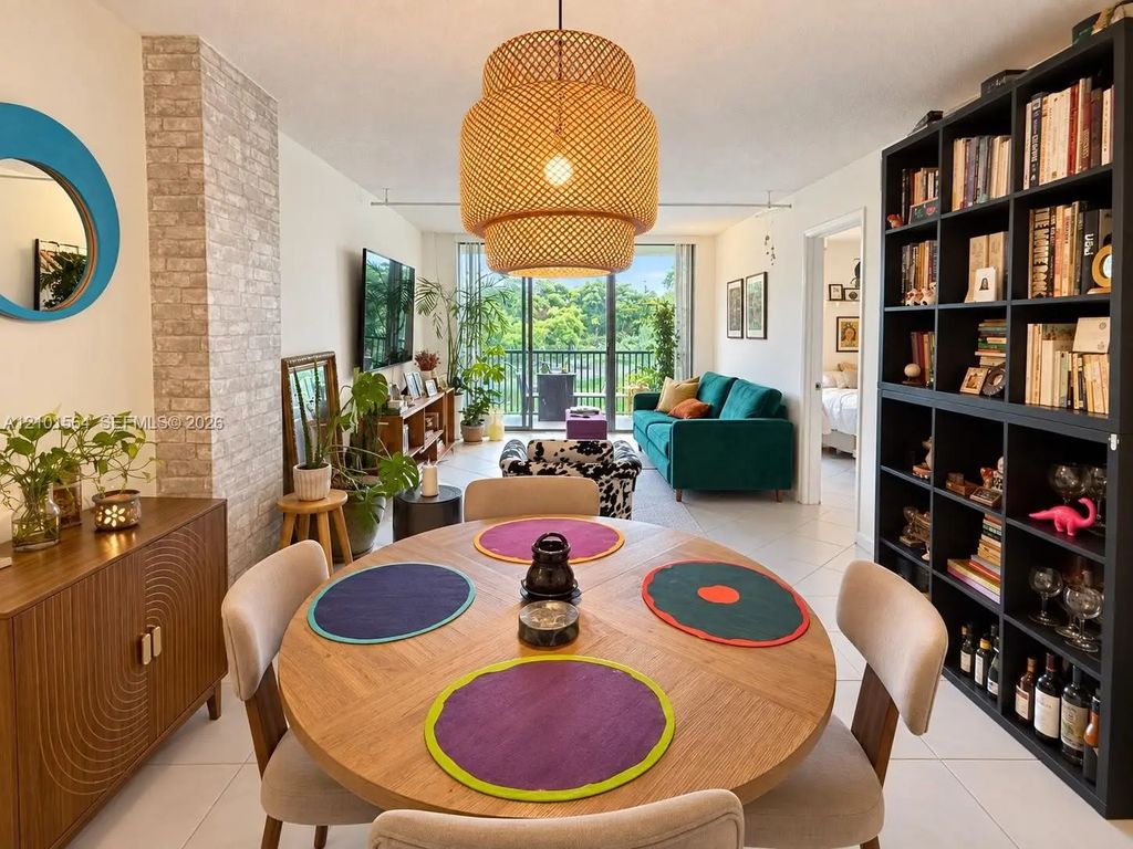 3101 N Country Club Drive #307, Aventura