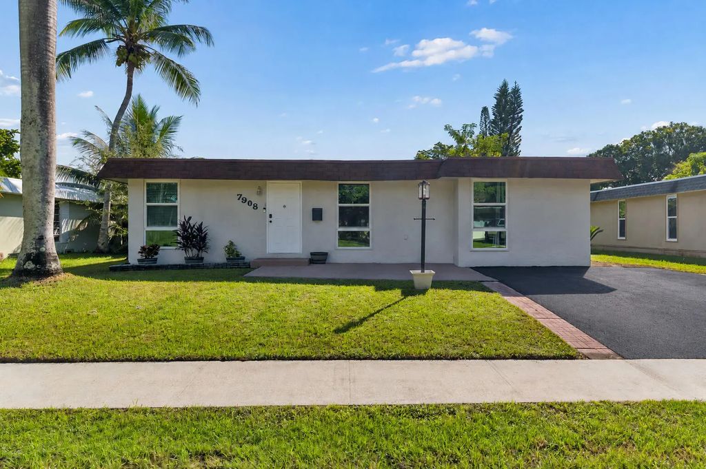 7908 Nw 73rd Terrace, Tamarac