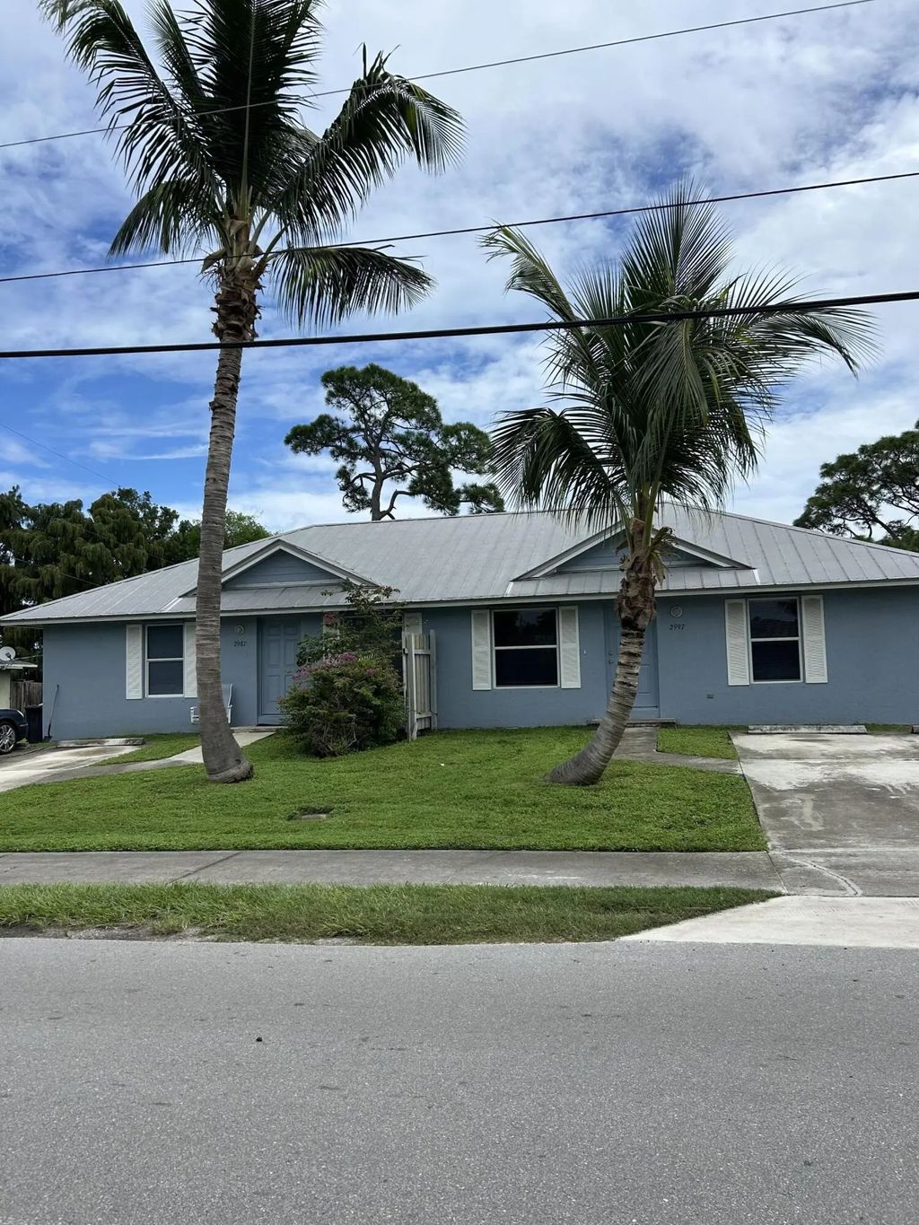 2987-2997 Se Golden Gate Avenue, Stuart