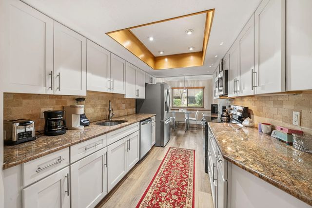 5 of 24 - 137 Meander Circle, Royal Palm Beach, FL