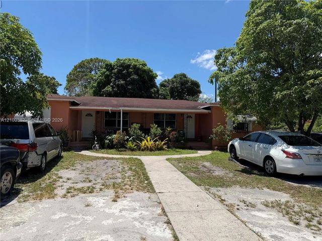 126 Nw 118th Street, Miami