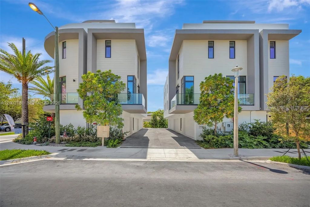 2694 Sw 25th Avenue #2694, Miami