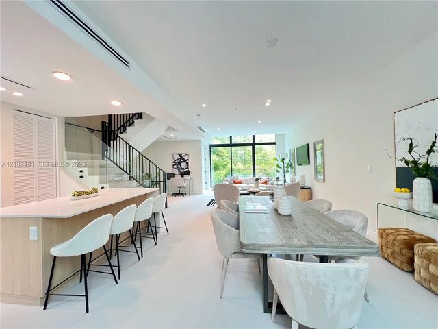 5 of 23 - 2694 Sw 25th Avenue #2694, Miami, FL