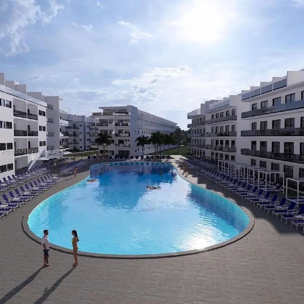 1 Ocean Paradise 3, 