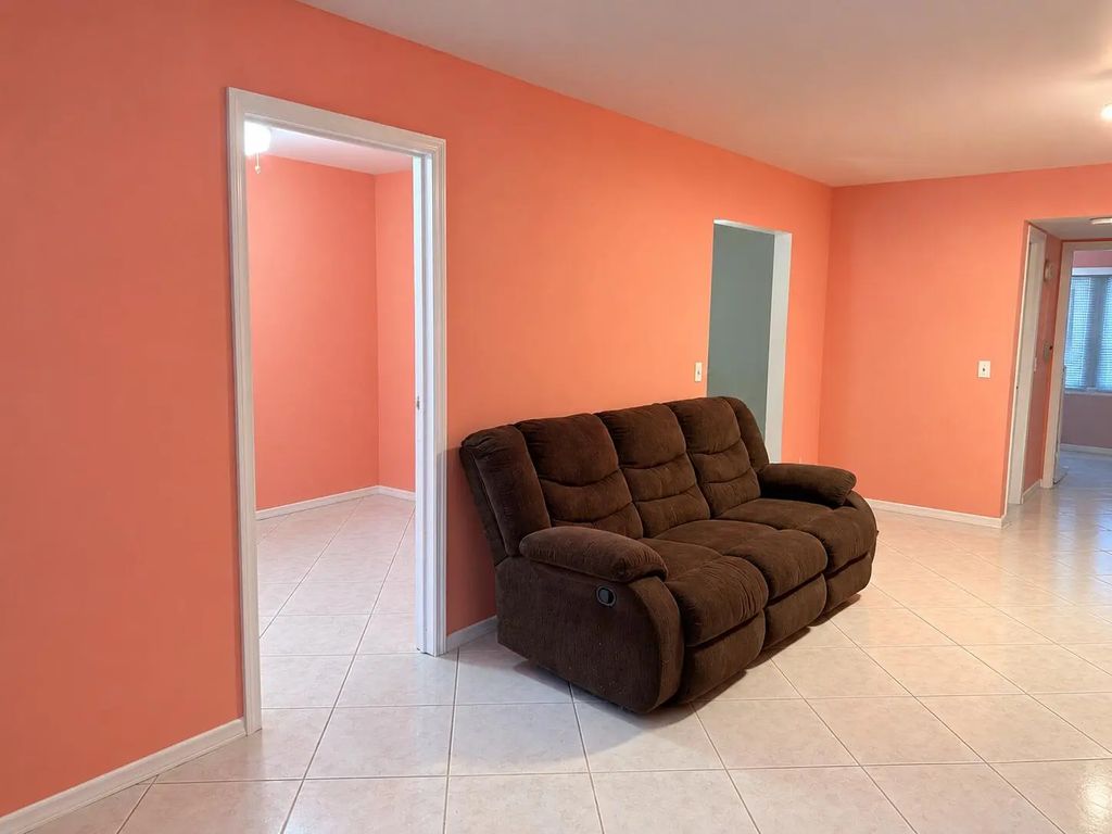 6 Suffolk A #6, Boca Raton