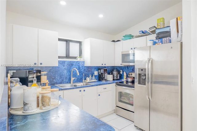 3 of 14 - 14926 Sw 38th Street, Miami, FL