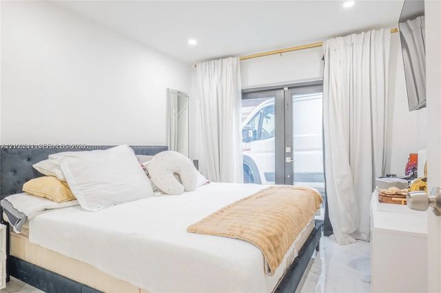 5 of 14 - 14926 Sw 38th Street, Miami, FL