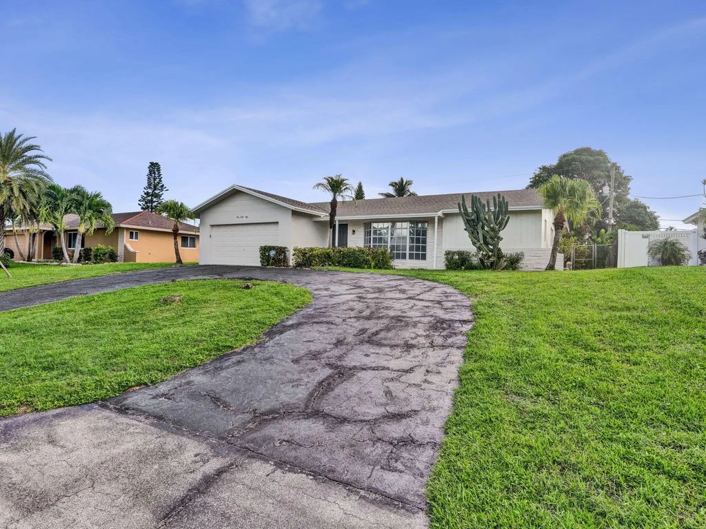 4850 Nw 5th Terrace, Boca Raton