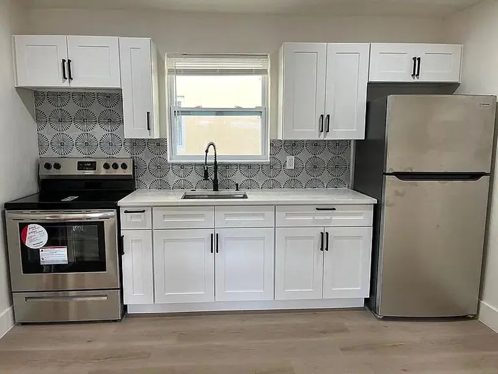 1720 N 17th Avenue #7, Hollywood