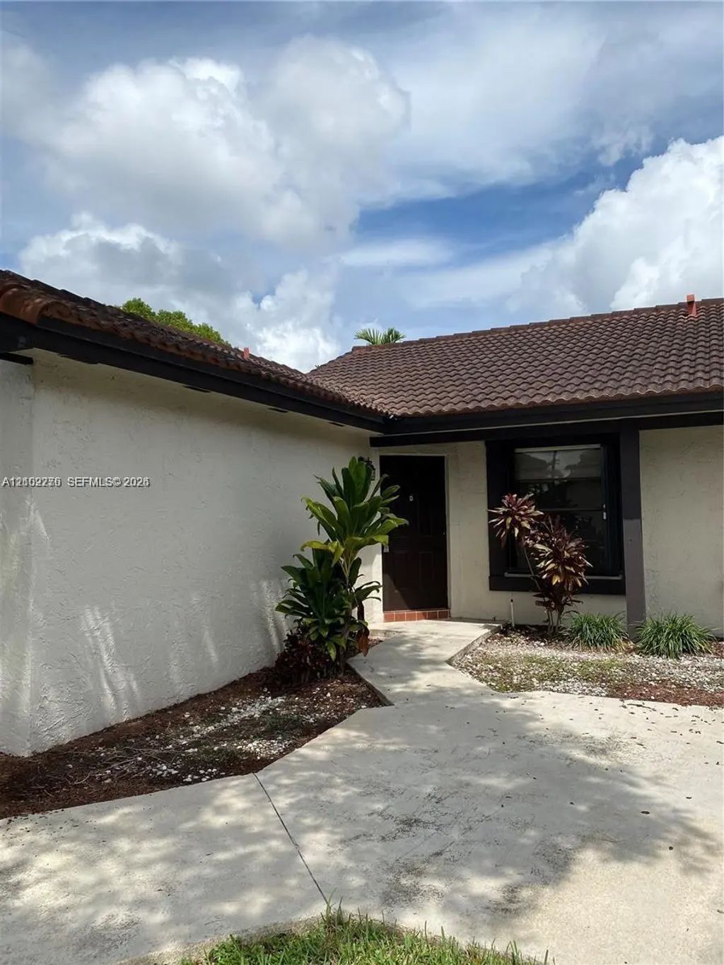 4865 Sw 149th Court #14h, Miami