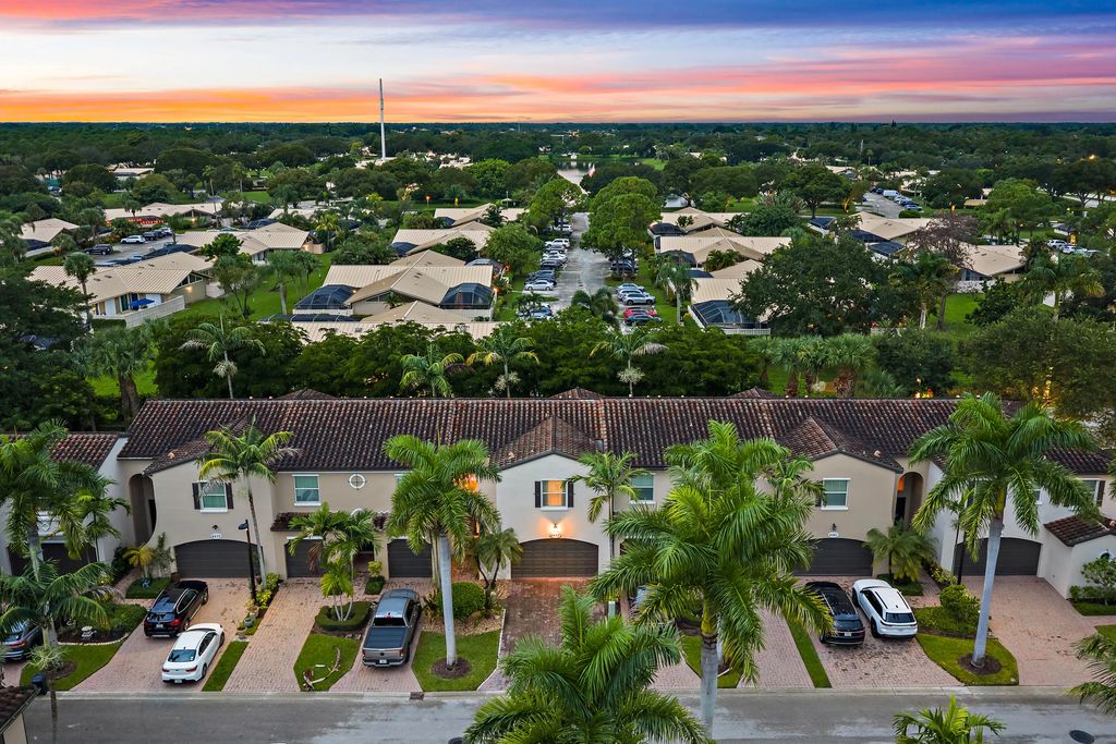 4677 Mediterranean Circle, Palm Beach Gardens
