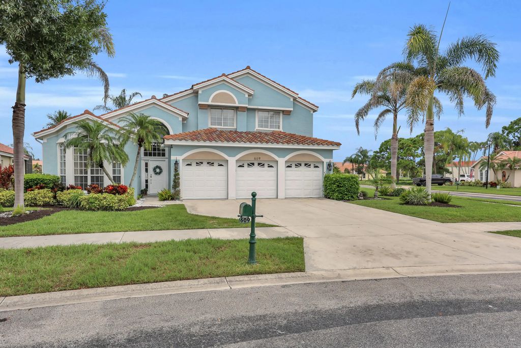 609 Sw Romora Bay, Port St. Lucie