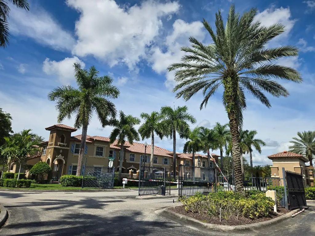 6515 Diamond Springs Terrace #2409, West Palm Beach
