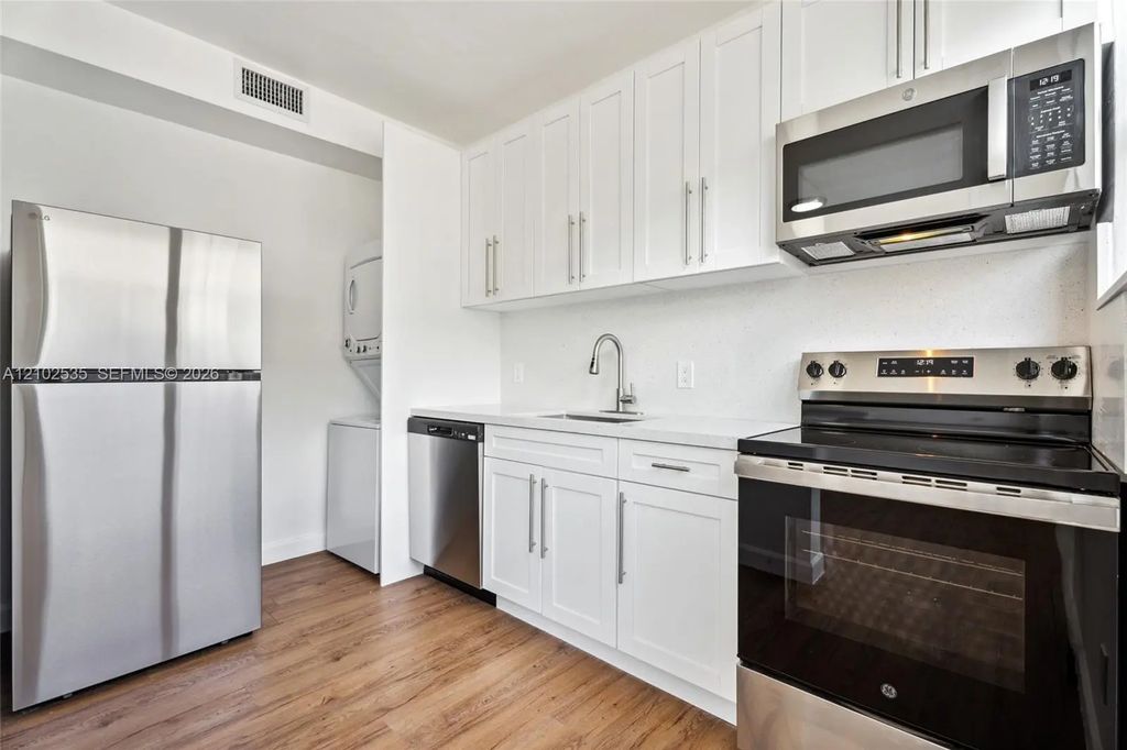 825 85th Street #4, Miami Beach